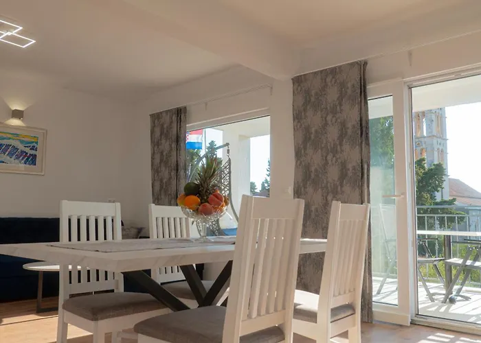 Apartman Palm Hvar Town