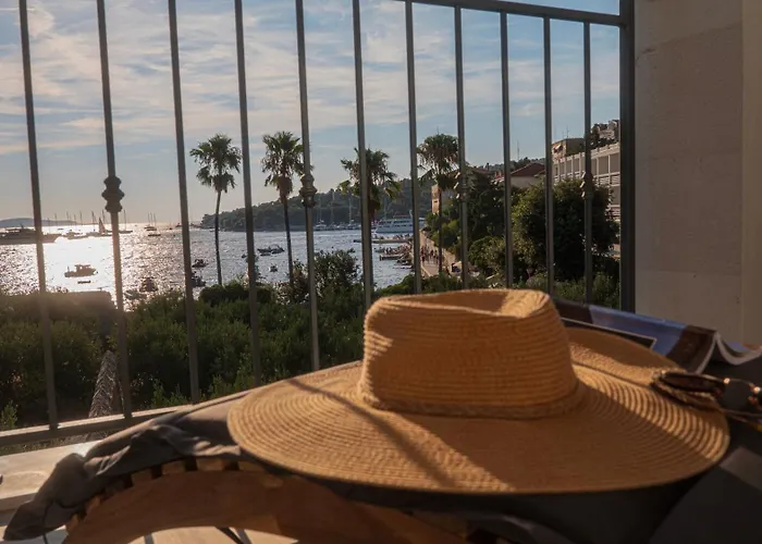 Palm Apartman Hvar Town