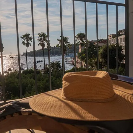 Palm Apartment Hvar Town