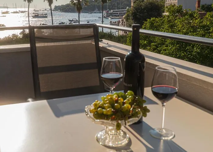 アパート Palm フヴァル